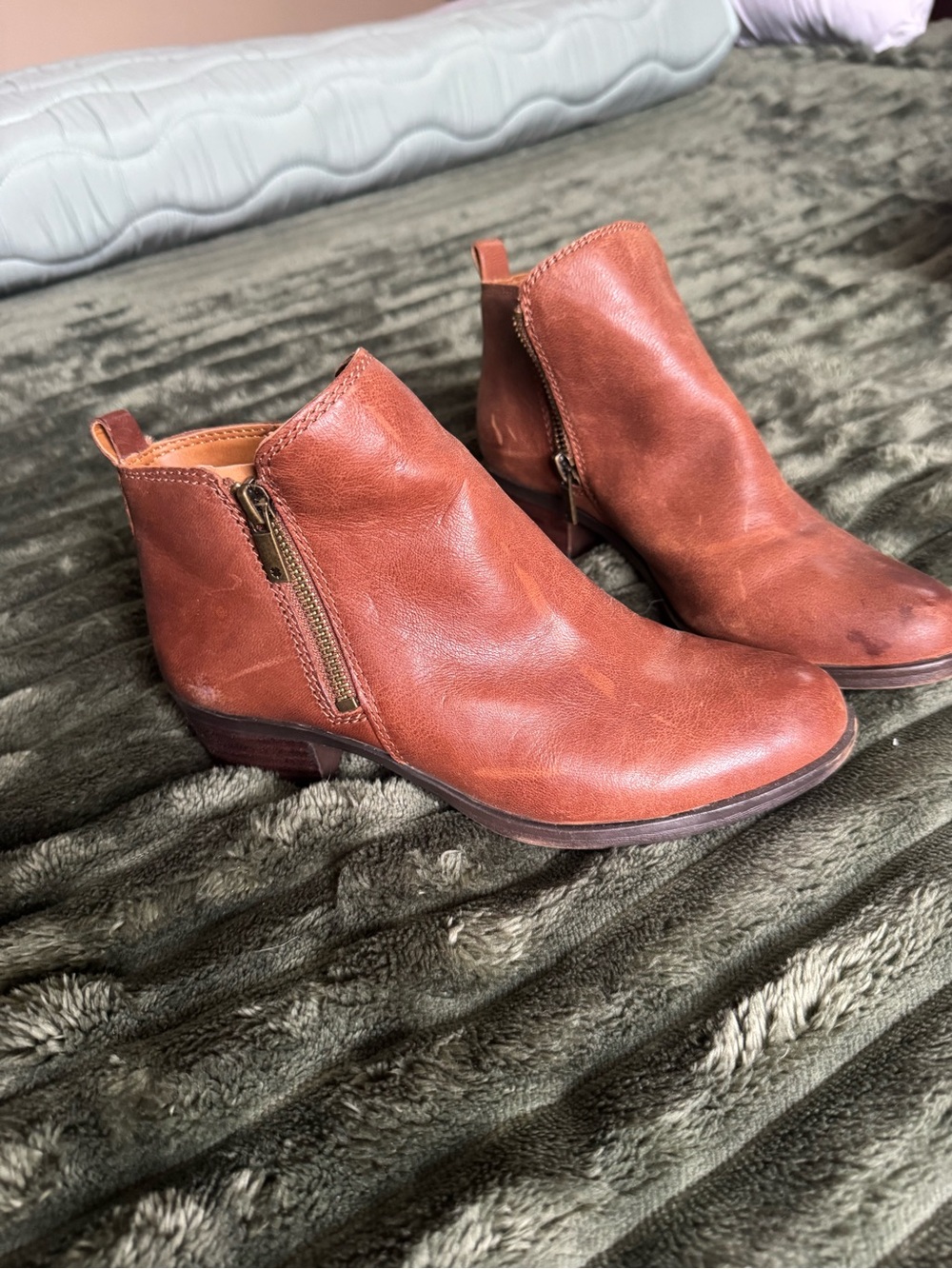 Lucky Brand Women's Leather Ankle Boot - Chestnut
